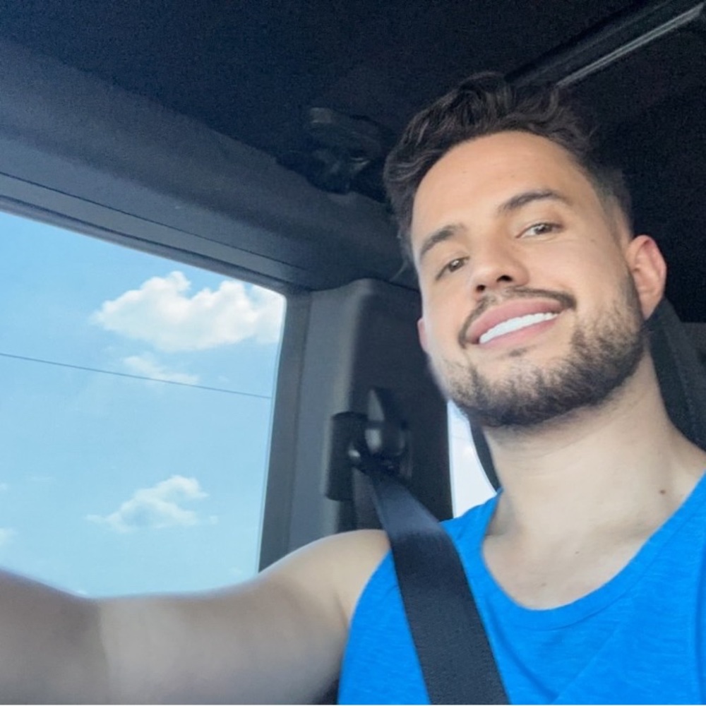 Meet your Posher, Christian